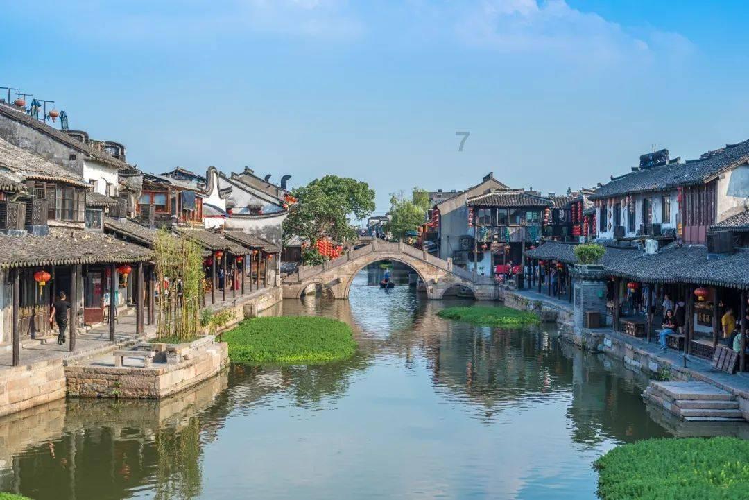 堪比老司机，智己率先开放上海主城区“智驾”